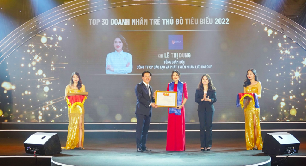 CEO Lê Dung được trao bằng khen Top 30 doanh nhân trẻ Thủ đô tiêu biểu năm 2022